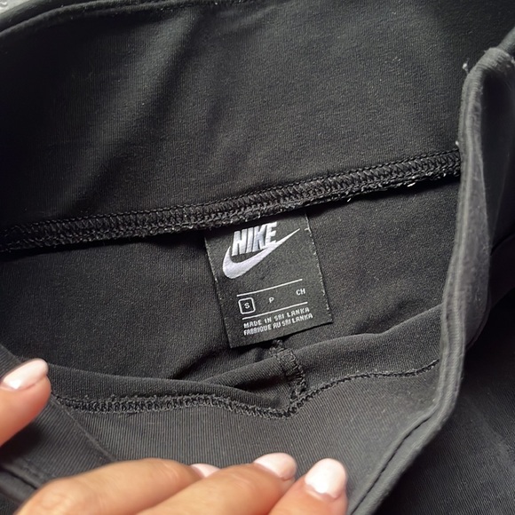NIKE BIKER SHORTS - Picture 3 of 3